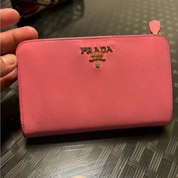 Authentic wallet Prada - Picture 2 of 5